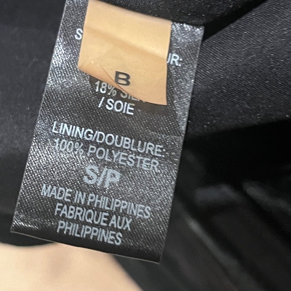 Tahari Black Velvet Blazer Size Small - Picture 3 of 3